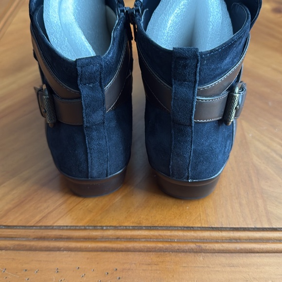Naturalizer Cassandra Navy/Brown Suede Boot Size 9 - Picture 4 of 5